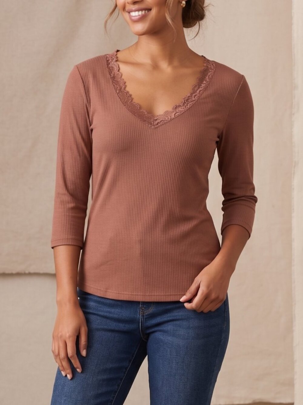 NWT | LUXVEER Mahogany Brown Ribbed V-Neck Top Eyelash Lace Trim 3/4 Sleeve | Me